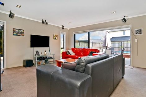 Photo of property in 15 Mosslea Court, Rototuna North, Hamilton, 3210