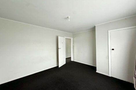 Photo of property in 20 Cook Street, Marfell, New Plymouth, 4310