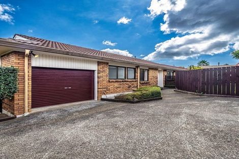 Photo of property in 2/77 Aberfeldy Avenue, Highland Park, Auckland, 2010