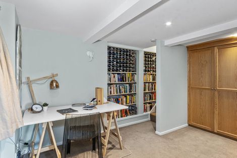 Photo of property in 119 Dyers Pass Road, Cashmere, Christchurch, 8022