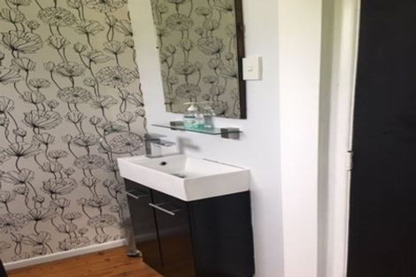 Photo of property in 27 Durham Street, Cannons Creek, Porirua, 5024