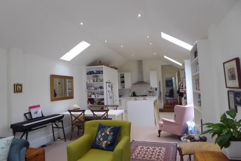 Photo of property in 75 Elizabeth Street, Mount Victoria, Wellington, 6011