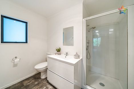 Photo of property in 24a Wainuiomata Road, Wainuiomata, Lower Hutt, 5014