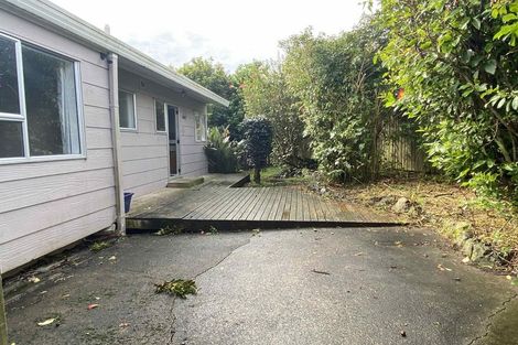 Photo of property in 88 William Bayes Place, Red Beach, 0932