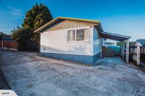 Photo of property in 21 Mcquarrie Avenue, Wattle Downs, Auckland, 2103