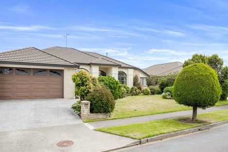 Photo of property in 166 Milne Drive, Paraparaumu, 5032