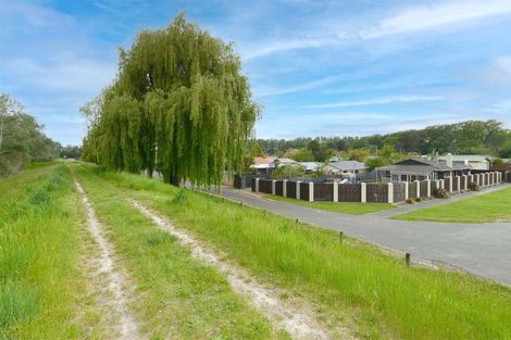 Photo of property in 12 Savage Street, Kainga, Christchurch, 8083