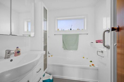Photo of property in 52a Dixon Avenue, Hawera, 4610