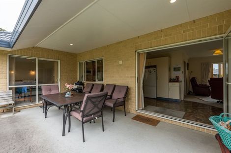 Photo of property in 11 Tainui Street, Levin, 5510