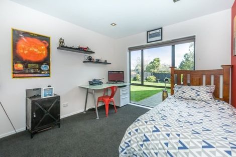 Photo of property in 3 Campion Place, Halswell, Christchurch, 8025