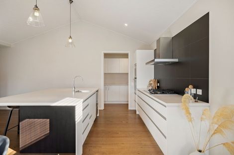 Photo of property in 10 Ellesmere Avenue, Jacks Point, Queenstown, 9371