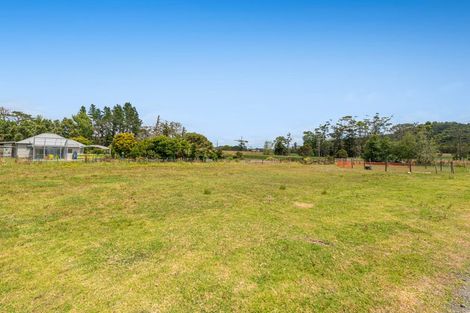 Photo of property in 411 Pine Valley Road, Dairy Flat, Silverdale, 0992