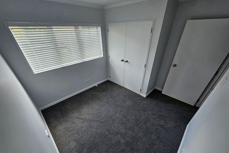 Photo of property in 19a Viridian Lane, Greenhithe, Auckland, 0632