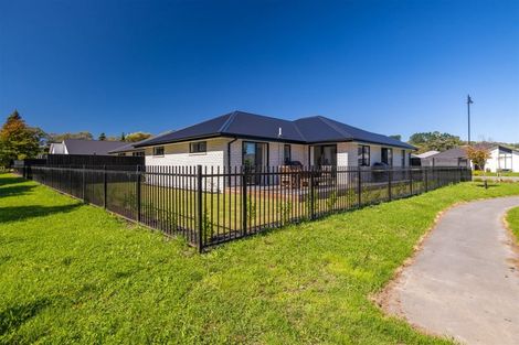 Photo of property in 13 Bellows Close, Halswell, Christchurch, 8025