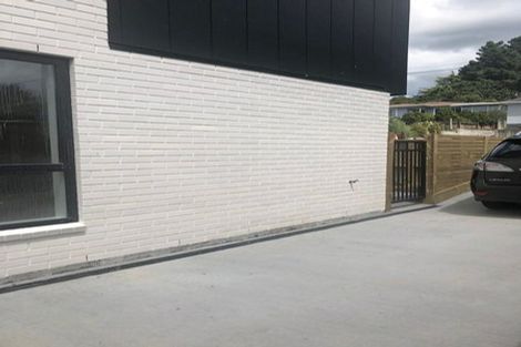 Photo of property in 1/27 Main Road, Wainuiomata, Lower Hutt, 5014