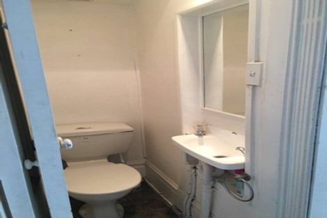 Photo of property in 13 Home Street, Mount Victoria, Wellington, 6011