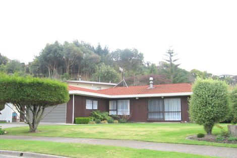 Photo of property in 18 Lowther Place, Taradale, Napier, 4112