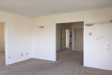 Photo of property in 2/130 Rangatira Road, Beach Haven, Auckland, 0626