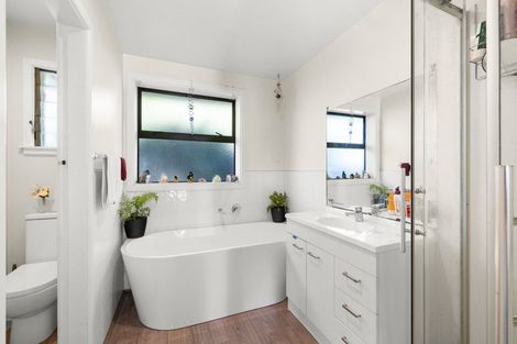 Photo of property in 500 Halswell Road, Halswell, Christchurch, 8025
