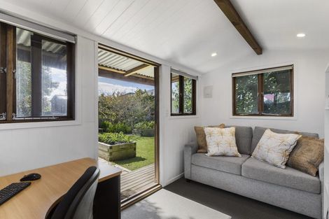 Photo of property in 12 Niccol Avenue, Narrow Neck, Auckland, 0624