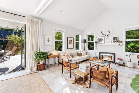 Photo of property in 42 Awanui Crescent, Matakana, Warkworth, 0985