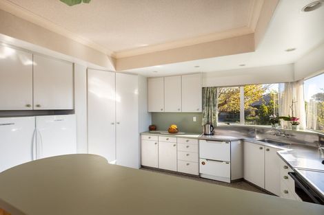 Photo of property in 166 Heta Road, Highlands Park, New Plymouth, 4312