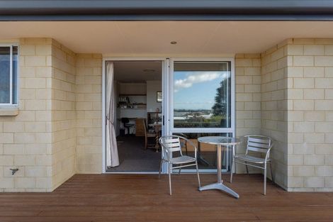 Photo of property in 17 Lynley Park Drive, Omokoroa, 3114