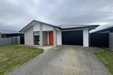 Photo of property in 2 Trafalgar Street, Levin, 5510
