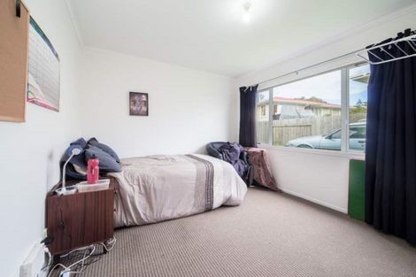 Photo of property in 2/53 Bruce Road, Glenfield, Auckland, 0629