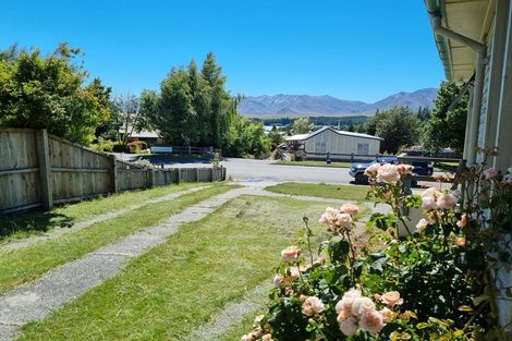 Photo of property in 16 Aorangi Crescent, Lake Tekapo, 7999