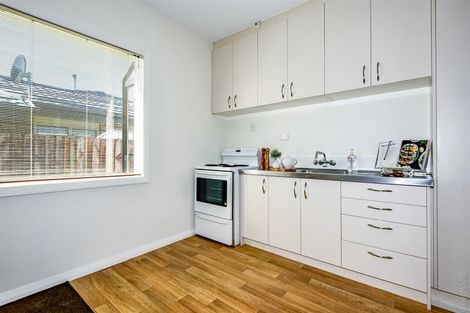 Photo of property in 266 Wainoni Road, Avondale, Christchurch, 8061