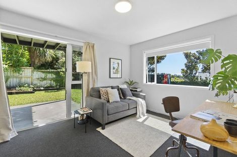 Photo of property in 27a Masters Avenue, Hillcrest, Hamilton, 3216