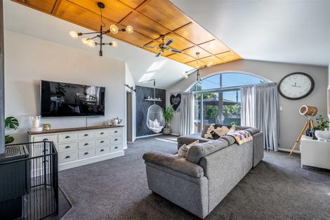 Photo of property in 15 Weka Street, Waikiwi, Invercargill, 9810