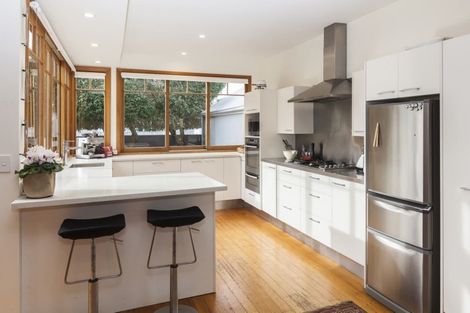 Photo of property in 29 Menzies Street, Sumner, Christchurch, 8081