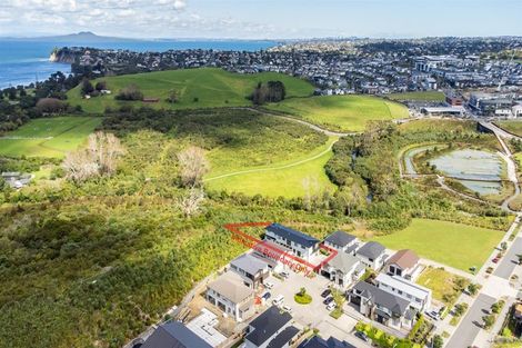 Photo of property in 6 Kina Place, Long Bay, Auckland, 0630