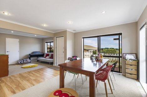 Photo of property in 1/103 Wallace Road, Mangere Bridge, Auckland, 2022