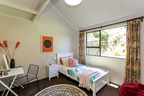 Photo of property in 1042 Carrington Road, Hurworth, New Plymouth, 4371