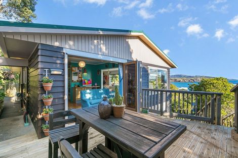 Photo of property in 3a Roys Road, Plimmerton, Porirua, 5026