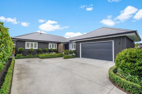 Photo of property in 60 Beerescourt Road, Beerescourt, Hamilton, 3200