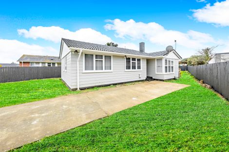 Photo of property in 7 Fairey Place, Mangere, Auckland, 2022