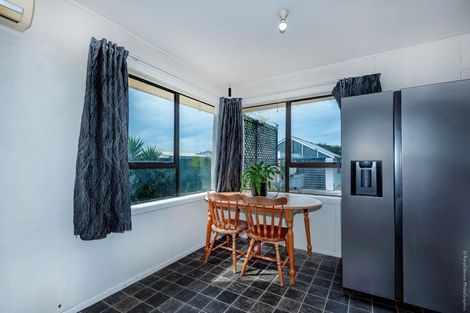 Photo of property in 230 Shortland Street, Aranui, Christchurch, 8061