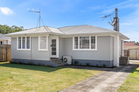 Photo of property in 5 Church Street, Onerahi, Whangarei, 0110