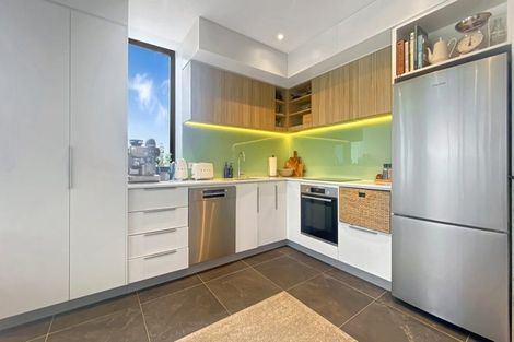 Photo of property in 703/1 Buscomb Avenue, Henderson, Auckland, 0610