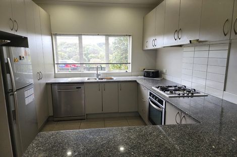 Photo of property in 3/10 Salford Crescent, Flat Bush, Auckland, 2019