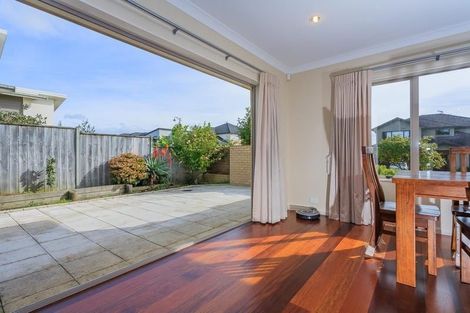 Photo of property in 34 Laurel Oak Drive, Schnapper Rock, Auckland, 0632