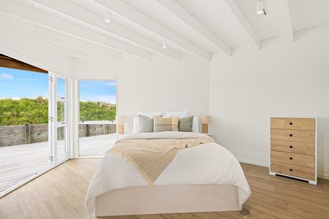 Photo of property in 19a Ruby Cove, Omaha, 0986