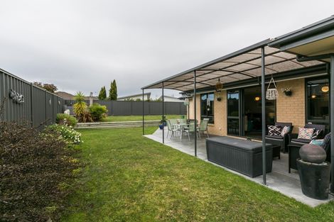 Photo of property in 6 Karoola Place, Havelock North, 4130