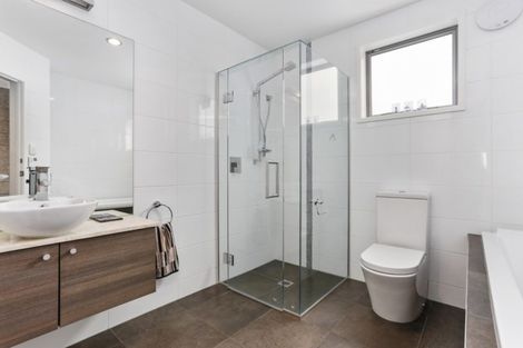 Photo of property in Wilk Heights, 8/8 Wilk Lane, Browns Bay, Auckland, 0630