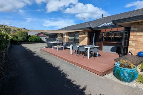 Photo of property in 42 Awatea Avenue, Paraparaumu, 5032