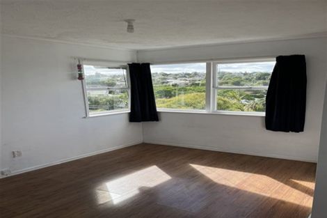 Photo of property in 16 Shoreham Street, Avondale, Auckland, 0600